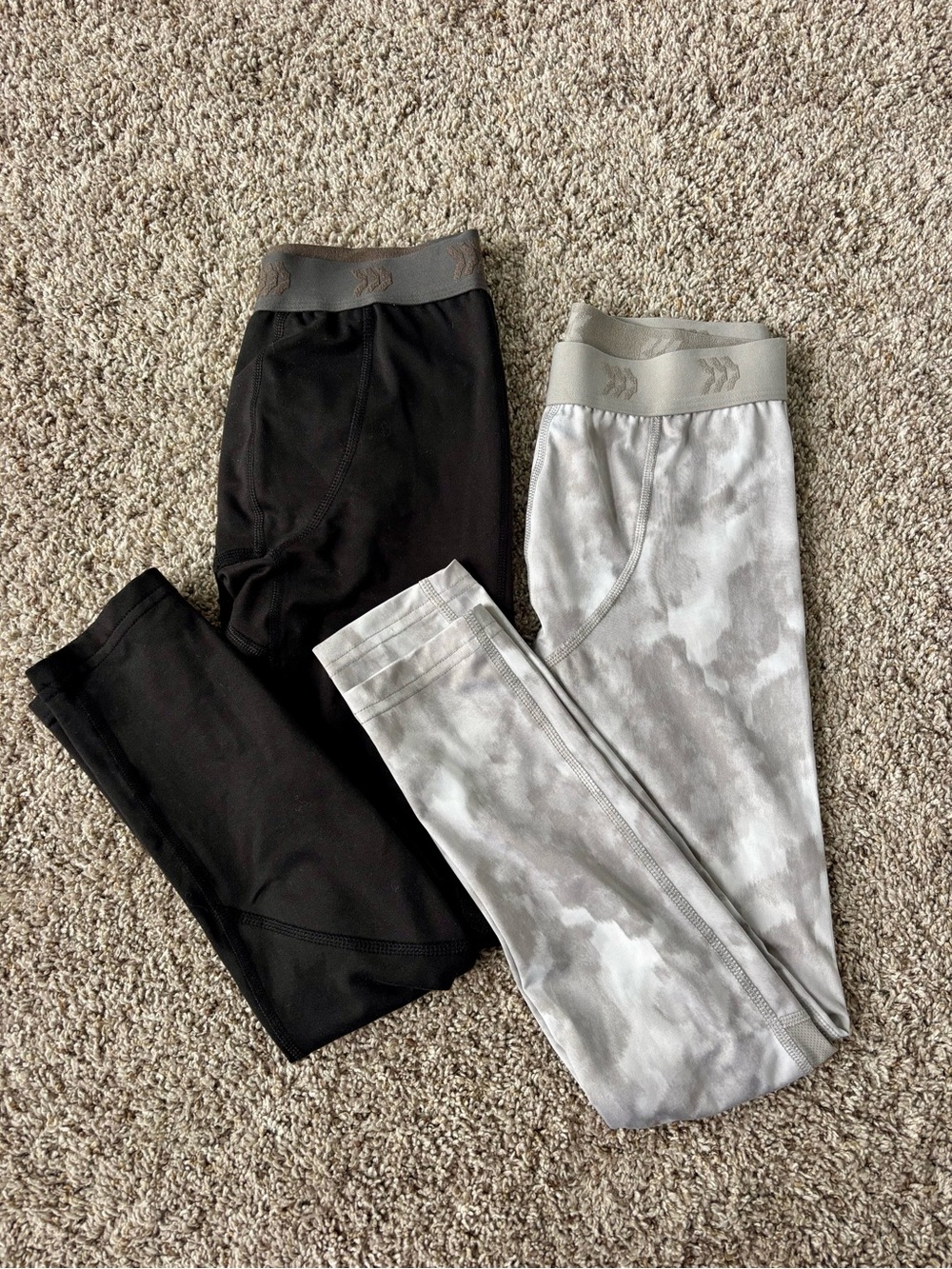 Lot of 2 pairs boys all in motion under-shorts Leggings Black & Gray Tie-Dye